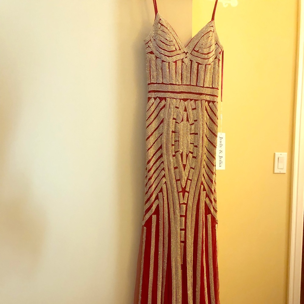 Formal dress 🎉brand new with tags 🎉